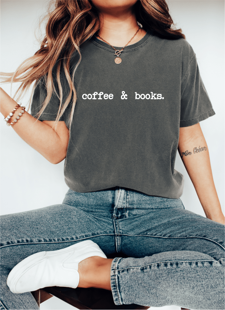 T-Shirt Coffee & Books T-Shirt