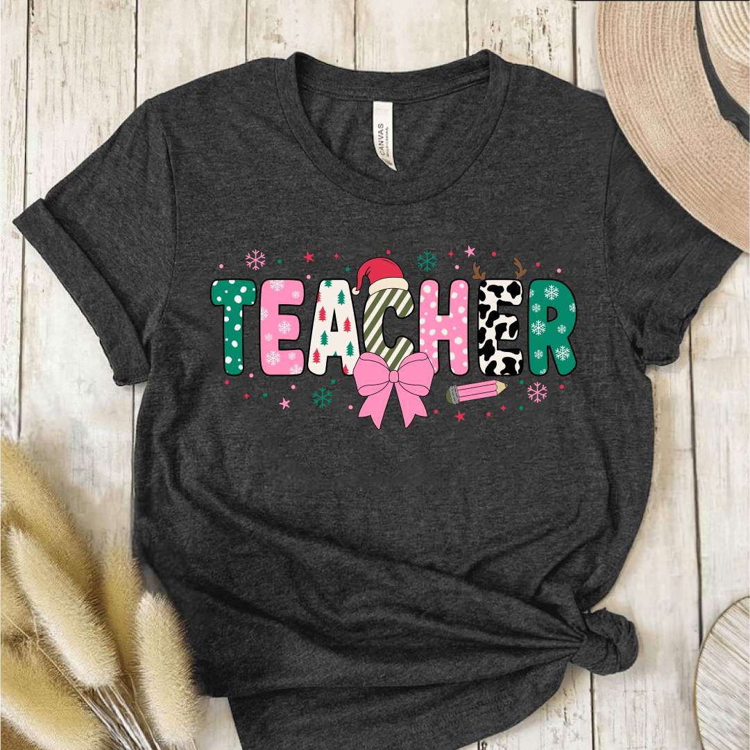 T-Shirt Dark Grey / S Teacher Christmas Pink Bow Pattern T-Shirt