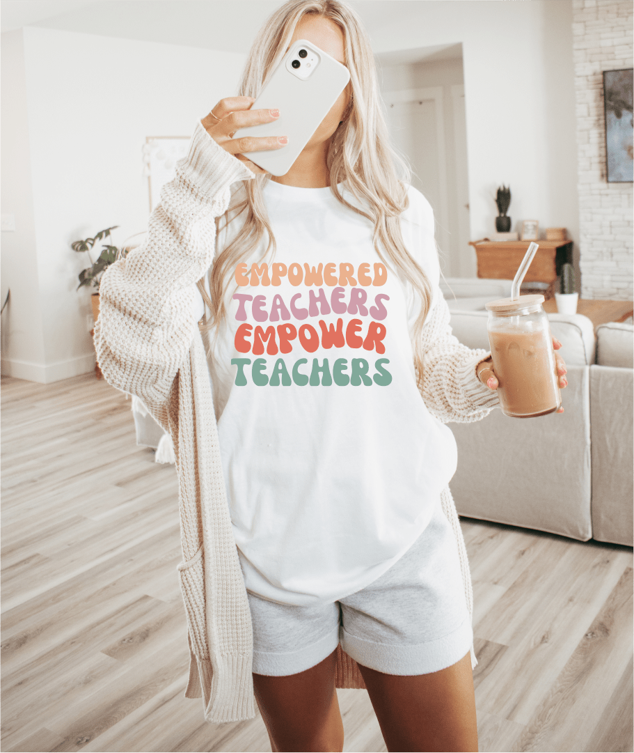 T-Shirt Empowered Teachers Empower Teachers T-Shirt