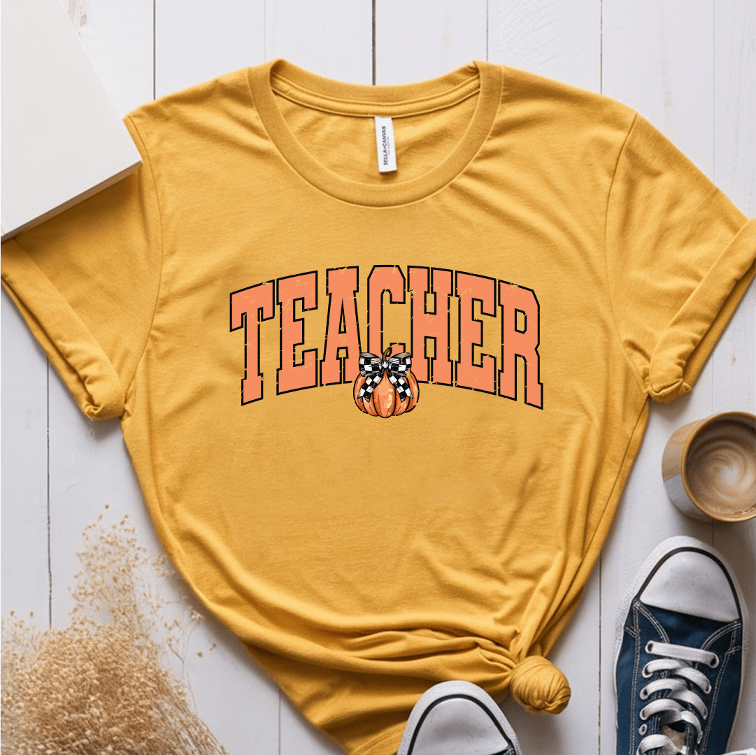 T-Shirt Mustard / S Teacher Pumpkin Retro Vintage T-Shirt