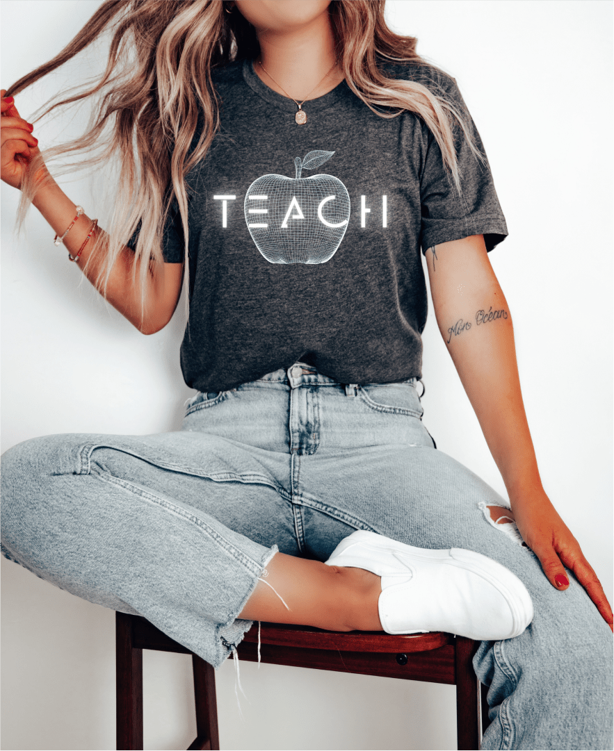 T-Shirt Teach Futuristic Apple T-Shirt